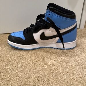 Nike Black and Blue High-Tops